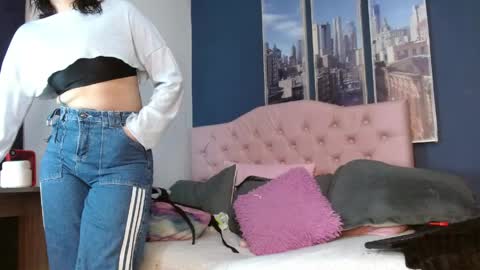 Valentina online show from 06-07-26, 01:43