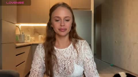 Snapshot of megan_nilson chatting on 06-07-26, 05:38 Megan online show from 06-07-26, 05:38