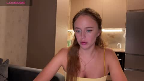 Snapshot of megan_nilson chatting on 06-08-26, 07:47 Megan online show from 06-08-26, 07:47