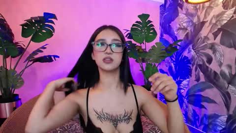 megan_saint online show from 12-22-25, 12:57