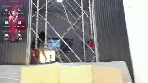 Megan Siner online show from 04-06-26, 12:06