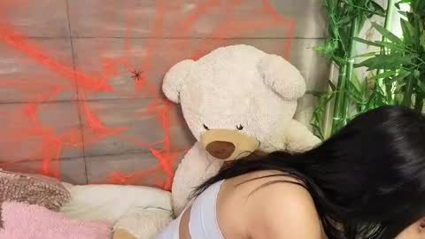 Snapshot of meganadamms chatting on 10-12-25, 02:05 Megan online show from 10-12-25, 02:05