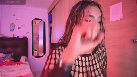 M E G A N   online show from 05-29-26, 09:13