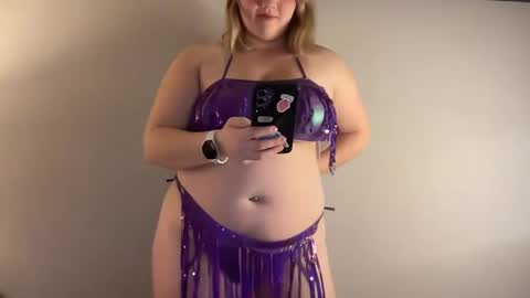 Meganashleyy212 online show from 02-02-25, 03:43