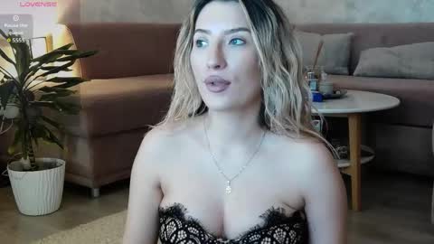 Megan online show from 05-19-26, 06:47