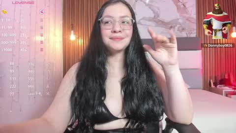 Snapshot of megancero chatting on 04-23-26, 01:13 Megan online show from 04-23-26, 01:13