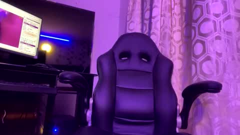 Snapshot of meganfox2244397 chatting on 01-23-25, 12:14 meganfox online show from 01-23-25, 12:14