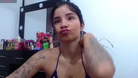 Snapshot of meganfox2244397 chatting on 02-07-25, 02:26 meganfox online show from 02-07-25, 02:26