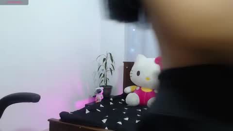 Snapshot of meganfox2244397 chatting on 03-05-25, 09:26 meganfox online show from 03-05-25, 09:26