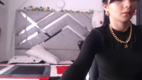 Snapshot of meganfox2244397 chatting on 10-27-25, 03:16 meganfox online show from 10-27-25, 03:16