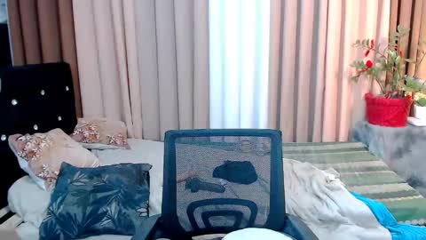 Megan online show from 01-23-25, 05:42