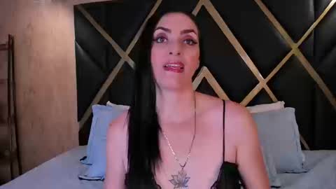 Megan Hofman online show from 09-10-25, 08:31