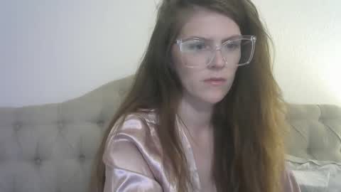Snapshot of meganholly00 chatting on 09-12-25, 12:22 Megan online show from 09-12-25, 12:22