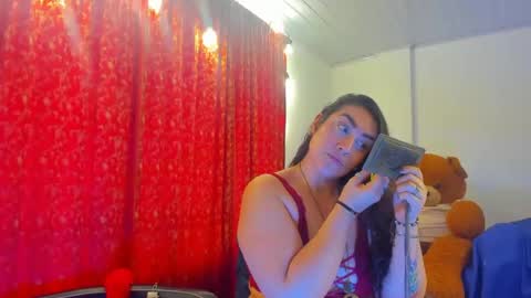 meganhotcurvy online show from 06-17-26, 04:19