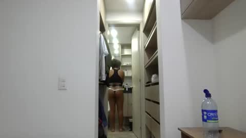 Snapshot of meganhotxx2 chatting on 06-13-26, 01:25 megan online show from 06-13-26, 01:25