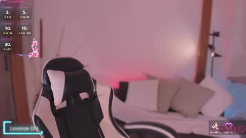 megan lake online show from 07-15-26, 01:38