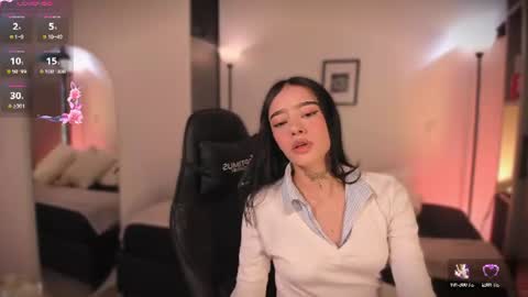 megan lake online show from 07-27-26, 01:51