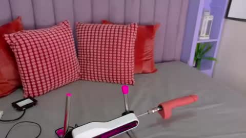 MEGAN online show from 06-22-26, 01:40