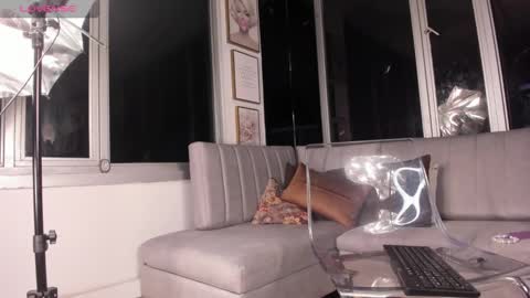 Mara online show from 02-11-25, 10:37