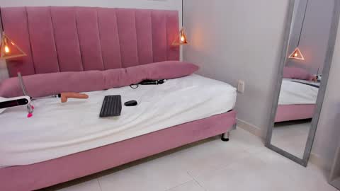 Megan  online show from 01-30-25, 01:11