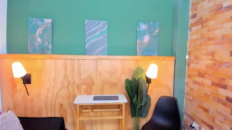 Megan online show from 04-16-26, 12:06