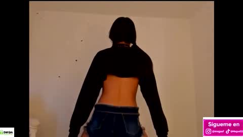 Megan online show from 11-12-25, 02:06