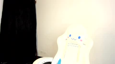 Megan online show from 04-09-26, 09:58