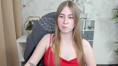 Megan online show from 12-02-24, 06:32