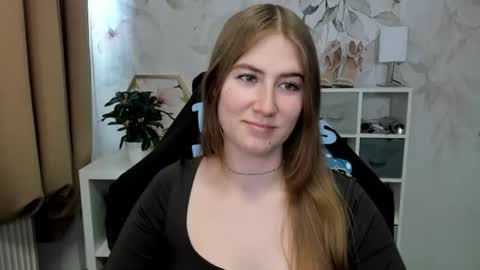 Snapshot of meganx_candy chatting on 07-09-26, 10:08 Megan online show from 07-09-26, 10:08