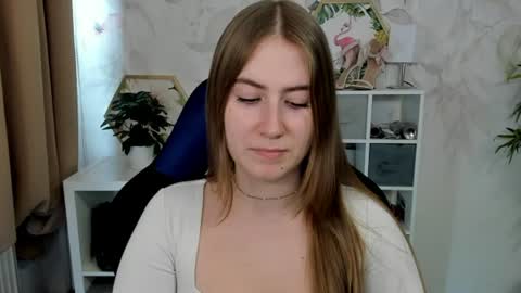 Snapshot of meganx_candy chatting on 07-21-26, 12:29 Megan online show from 07-21-26, 12:29