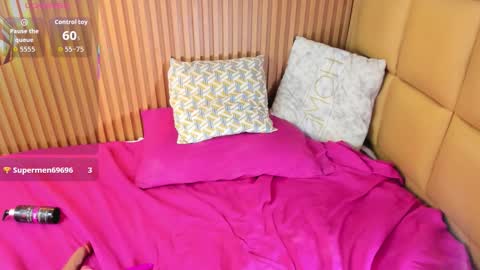 M E G A N  online show from 10-11-25, 12:43