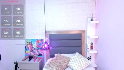 M E G A N  online show from 02-07-26, 03:32