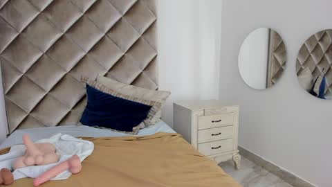 M E G A R A online show from 12-24-24, 09:06