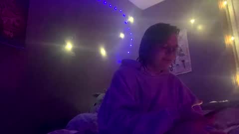 Megeggs online show from 12-28-24, 06:17