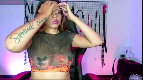 Snapshot of meggan_greey chatting on 12-14-24, 11:07 Your best slave  online show from 12-14-24, 11:07