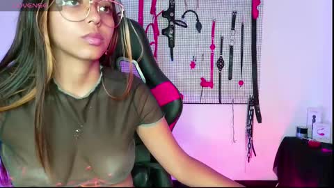 Snapshot of meggan_greey chatting on 12-14-24, 02:10 Your best slave  online show from 12-14-24, 02:10