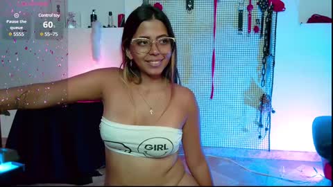 Snapshot of meggan_greey chatting on 12-28-24, 12:04 Your best slave  online show from 12-28-24, 12:04