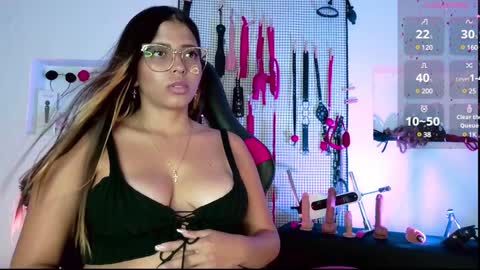 Snapshot of meggan_greey chatting on 01-21-25, 10:08 Your best slave  online show from 01-21-25, 10:08