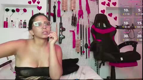 Snapshot of meggan_greey chatting on 03-04-25, 12:07 Your best slave  online show from 03-04-25, 12:07