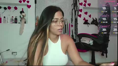 Snapshot of meggan_greey chatting on 03-11-25, 09:48 Your best slave  online show from 03-11-25, 09:48