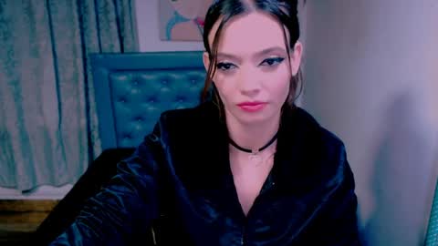 meghan online show from 04-10-26, 03:34