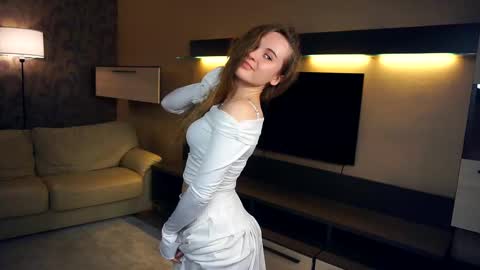 Snapshot of meghanantell chatting on 03-09-25, 10:52 Alberta   First stream 02252025 1230 UTC online show from 03-09-25, 10:52