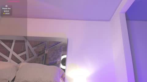 Snapshot of meghann_sweet chatting on 04-28-26, 02:27 meghann_sweet online show from 04-28-26, 02:27