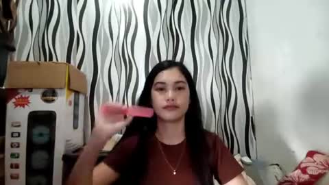 Snapshot of meghannmcvaigh chatting on 06-18-26, 02:45 Lia online show from 06-18-26, 02:45