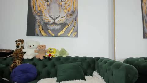 Snapshot of megpalmer chatting on 05-18-26, 12:00 megpalmer online show from 05-18-26, 12:00