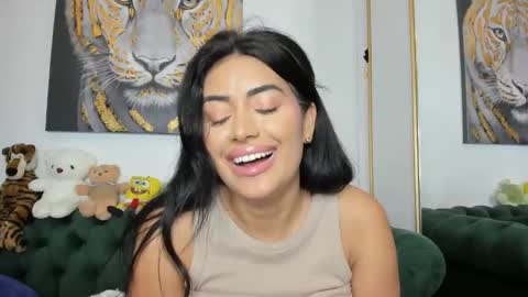 Snapshot of megpalmer chatting on 05-19-26, 12:05 megpalmer online show from 05-19-26, 12:05