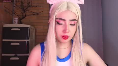 Megumi online show from 01-05-25, 05:41