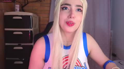 Megumi online show from 01-05-25, 08:43