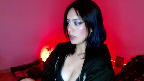 Melissa online show from 11-20-25, 02:12