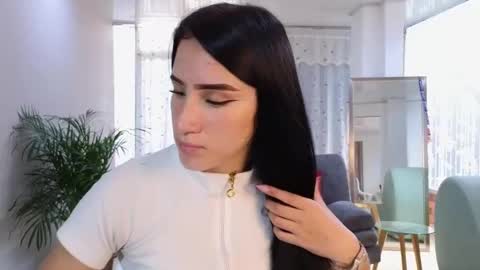 Snapshot of mei_naughtycat chatting on 03-09-25, 07:05 Mei online show from 03-09-25, 07:05